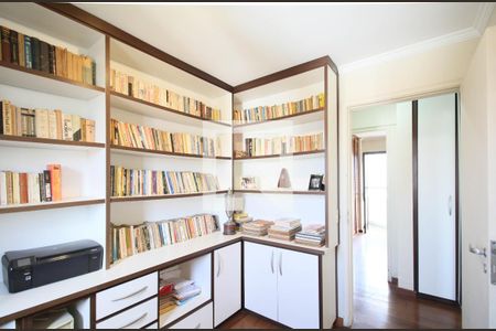 Apartamento à venda com 100m², 3 quartos e 2 vagasQuarto 2