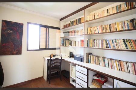 Apartamento à venda com 100m², 3 quartos e 2 vagasQuarto 2