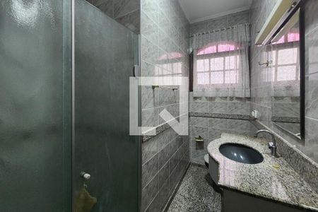 Casa à venda com 304m², 3 quartos e 4 vagasBanheiro