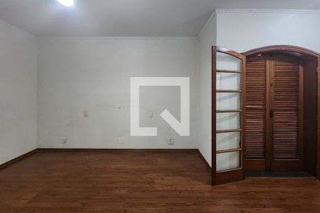 Casa à venda com 304m², 3 quartos e 4 vagasSuíte 1