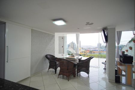 Casa à venda com 200m², 3 quartos e 2 vagasSala 2