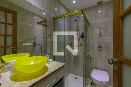 Apartamento à venda com 112m², 3 quartos e 2 vagas Apartamento à venda com 112m², 3 quartos e 2 vagasBanheiro 1