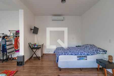 Casa de condomínio à venda com 371m², 4 quartos e 4 vagas Casa de condomínio à venda com 371m², 4 quartos e 4 vagasSuíte 2