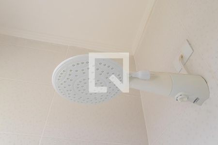 Casa de condomínio à venda com 371m², 4 quartos e 4 vagas Casa de condomínio à venda com 371m², 4 quartos e 4 vagasBanheiro da Suíte 1