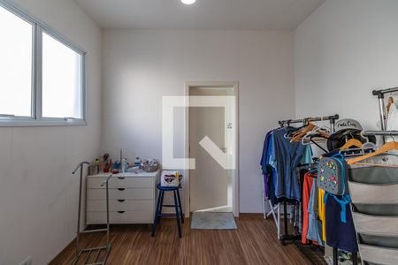 Casa de condomínio à venda com 371m², 4 quartos e 4 vagas Casa de condomínio à venda com 371m², 4 quartos e 4 vagasSuíte 2