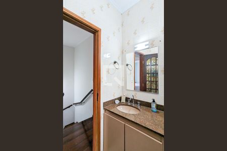 Casa à venda com 222m², 3 quartos e 2 vagasBanheiro