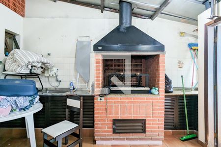 Casa à venda com 222m², 3 quartos e 2 vagasÁrea de serviço e churrasqueira