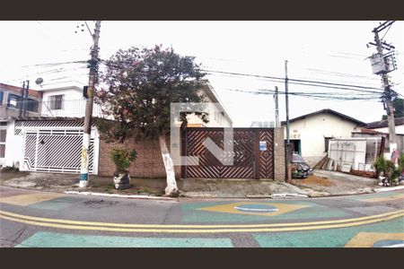 Casa à venda com 170m², 3 quartos e 4 vagasFachada