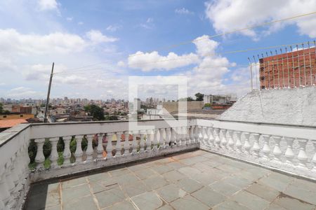 Casa à venda com 170m², 3 quartos e 4 vagasTerraço