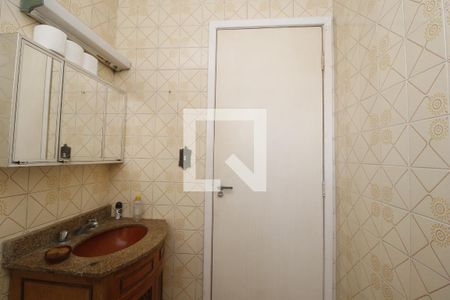 Casa à venda com 170m², 3 quartos e 4 vagasBanheiro Social