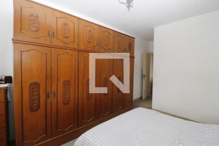 Casa à venda com 170m², 3 quartos e 4 vagasQuarto 1 - Suíte