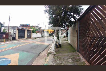 Casa à venda com 170m², 3 quartos e 4 vagasVista da Rua