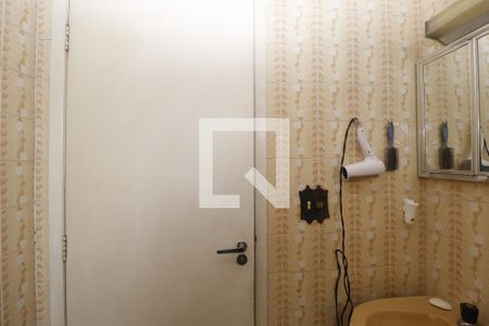 Casa à venda com 170m², 3 quartos e 4 vagasBanheiro da Suíte 1