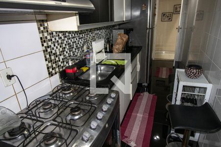 Apartamento à venda com 77m², 2 quartos e 2 vagasCozinha