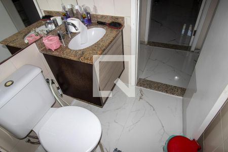 Apartamento à venda com 77m², 2 quartos e 2 vagasBanheiro Social