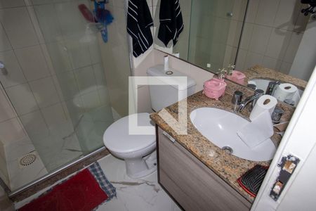 Apartamento à venda com 77m², 2 quartos e 2 vagasBanheiro Social