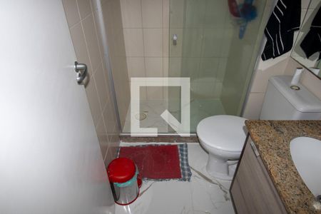 Apartamento à venda com 77m², 2 quartos e 2 vagasBanheiro Social