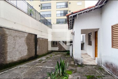 Casa à venda com 367m², 3 quartos e 3 vagas Casa à venda com 367m², 3 quartos e 3 vagasQuintal