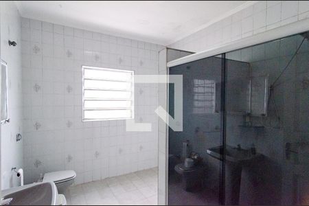 Casa à venda com 367m², 3 quartos e 3 vagas Casa à venda com 367m², 3 quartos e 3 vagasBanheiro Social