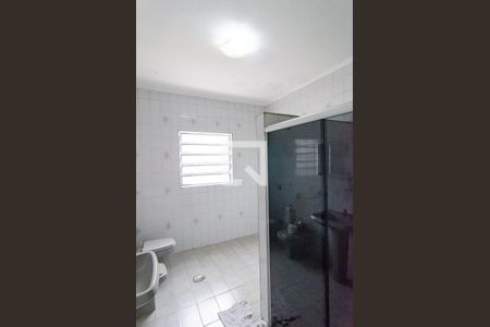 Casa à venda com 367m², 3 quartos e 3 vagas Casa à venda com 367m², 3 quartos e 3 vagasBanheiro Social