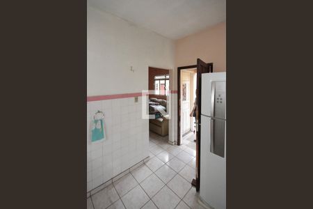 Casa à venda com 240m², 3 quartos e 2 vagasCozinha casa 02