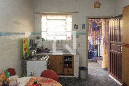 Casa à venda com 240m², 3 quartos e 2 vagasCozinha