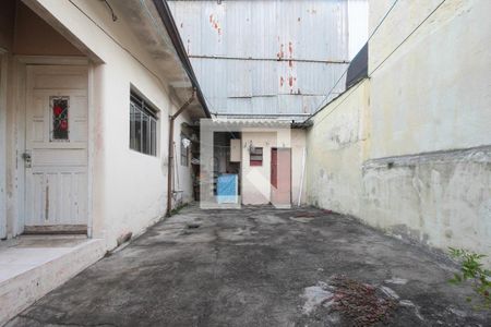 Casa à venda com 240m², 3 quartos e 2 vagasQuintal