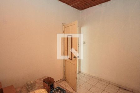 Casa à venda com 240m², 3 quartos e 2 vagasQuarto casa 02