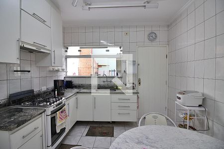 Casa à venda com 144m², 3 quartos e 2 vagasCozinha