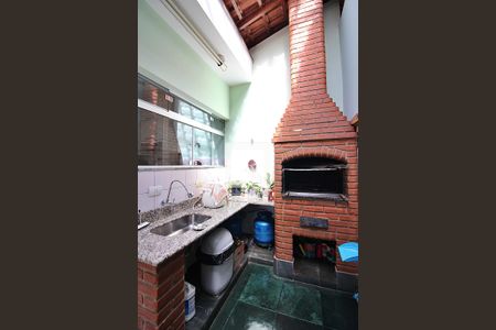 Casa à venda com 144m², 3 quartos e 2 vagasChurrasqueira