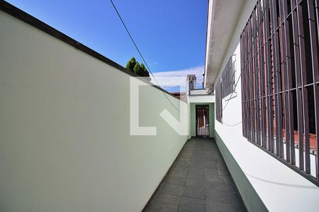 Casa à venda com 144m², 3 quartos e 2 vagasCorredor
