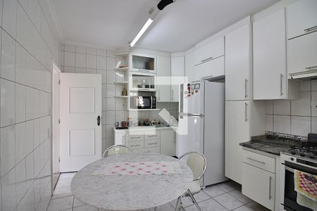 Casa à venda com 144m², 3 quartos e 2 vagasCozinha