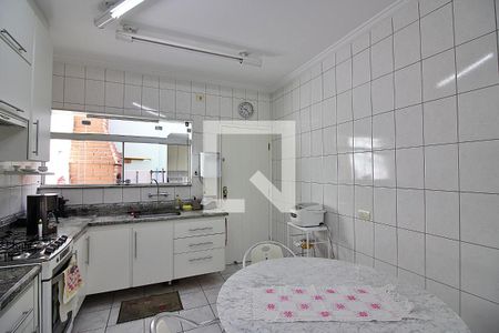 Casa à venda com 144m², 3 quartos e 2 vagasCozinha
