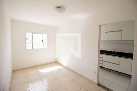 Sala de apartamento para alugar com 2 quartos, 49m² em Vila Nova Curuçá, São Paulo