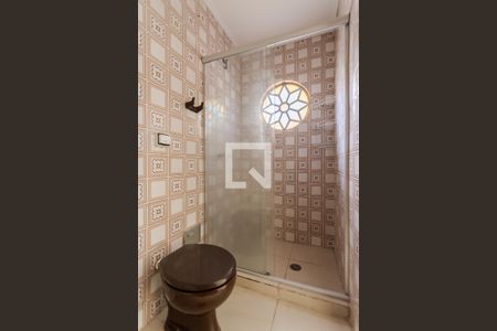 Casa à venda com 225m², 3 quartos e 3 vagas Casa à venda com 225m², 3 quartos e 3 vagasBanheiro da Suíte