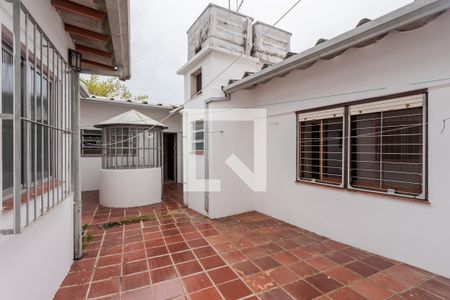 Casa à venda com 225m², 3 quartos e 3 vagas Casa à venda com 225m², 3 quartos e 3 vagasÁrea de Serviço