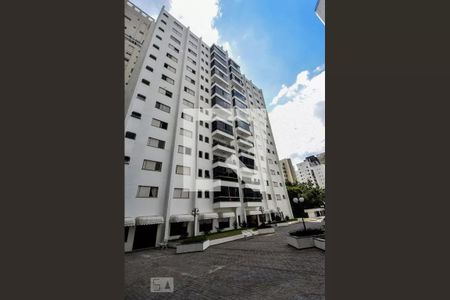 Apartamento para alugar com 160m², 3 quartos e 3 vagas Apartamento para alugar com 160m², 3 quartos e 3 vagasPrédio