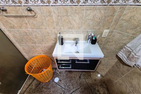 Casa à venda com 200m², 3 quartos e 3 vagas Casa à venda com 200m², 3 quartos e 3 vagasBanheiro Quarto 3 - Suíte