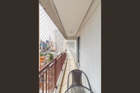 Studio à venda com 33m², 1 quarto e sem vaga Studio à venda com 33m², 1 quarto e sem vagaVaranda