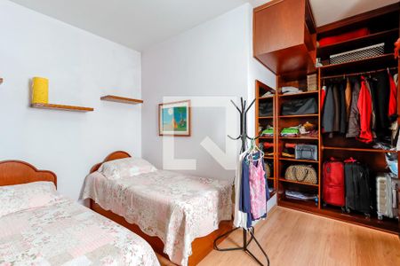 Casa à venda com 300m², 4 quartos e sem vagaSuíte 2