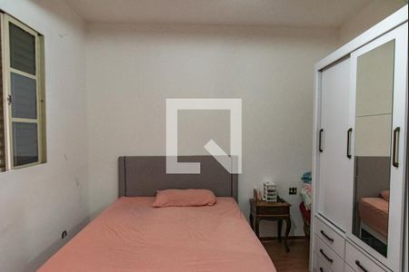 Casa à venda com 180m², 3 quartos e 3 vagas Casa à venda com 180m², 3 quartos e 3 vagasQuarto de serviço