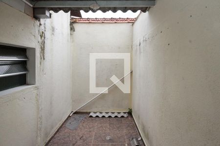 Casa para alugar com 60m², 2 quartos e sem vaga Casa para alugar com 60m², 2 quartos e sem vagaQuintal e Área de Serviço