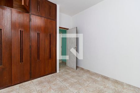 Casa à venda com 900m², 4 quartos e 4 vagas Casa à venda com 900m², 4 quartos e 4 vagasÁrea de Serviço - Quarto