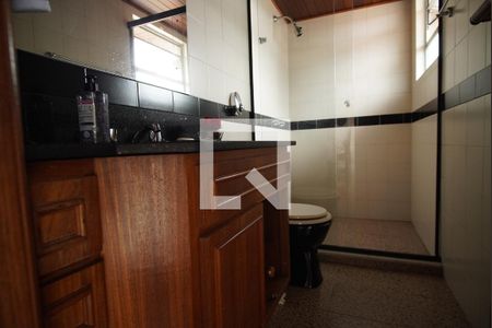 Apartamento à venda com 311m², 4 quartos e 2 vagasBanheiro