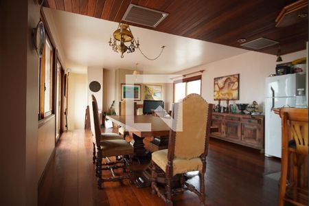 Apartamento à venda com 311m², 4 quartos e 2 vagasSala cobertura