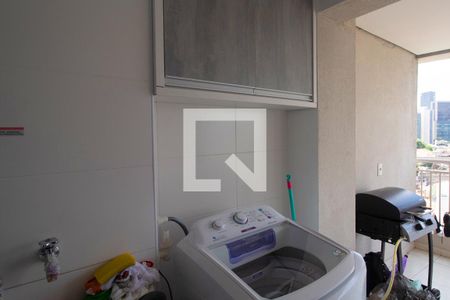 Apartamento à venda com 72m², 2 quartos e 1 vaga Apartamento à venda com 72m², 2 quartos e 1 vagaÁrea de Serviço