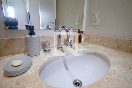 Apartamento à venda com 72m², 2 quartos e 1 vaga Apartamento à venda com 72m², 2 quartos e 1 vagaBanheiro da Suíte