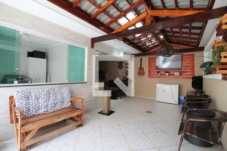 Casa à venda com 195m², 3 quartos e 3 vagasQuintal