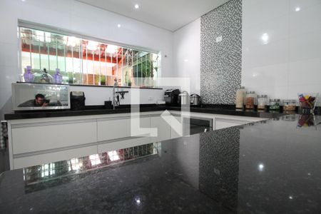 Casa à venda com 195m², 3 quartos e 3 vagasCozinha