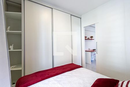 Quarto de kitnet/studio para alugar com 1 quarto, 36m² em Centro, Curitiba